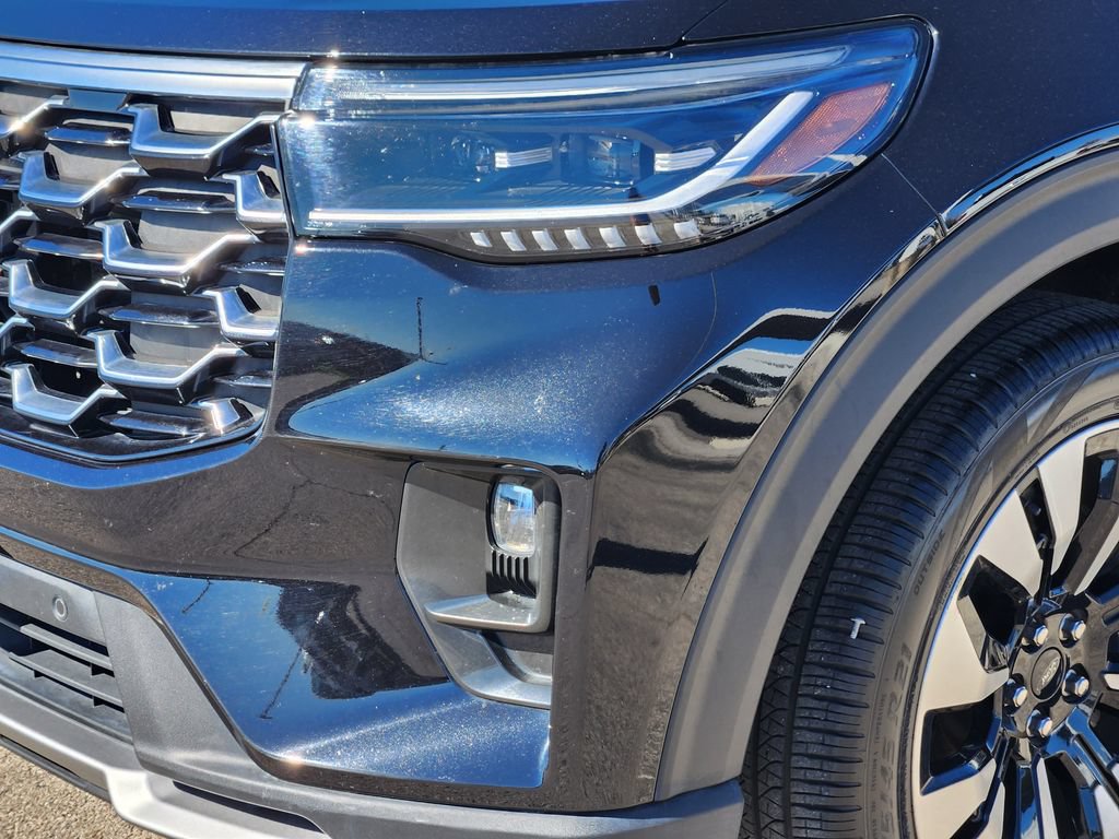 Used 2025 Ford Explorer Platinum w/ LUX Leather Package AWD/4WD image 10