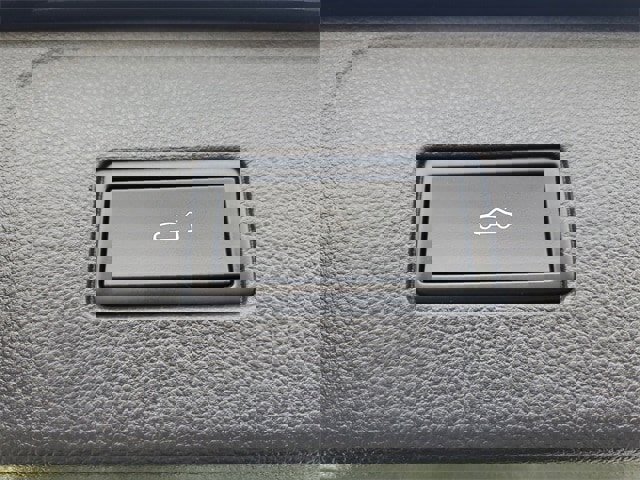 Certified 2021 Volkswagen Atlas SEL Premium image 9