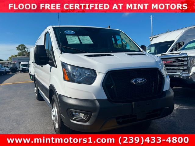 Used 2023 Ford Transit 250 Low Roof AWD image 7