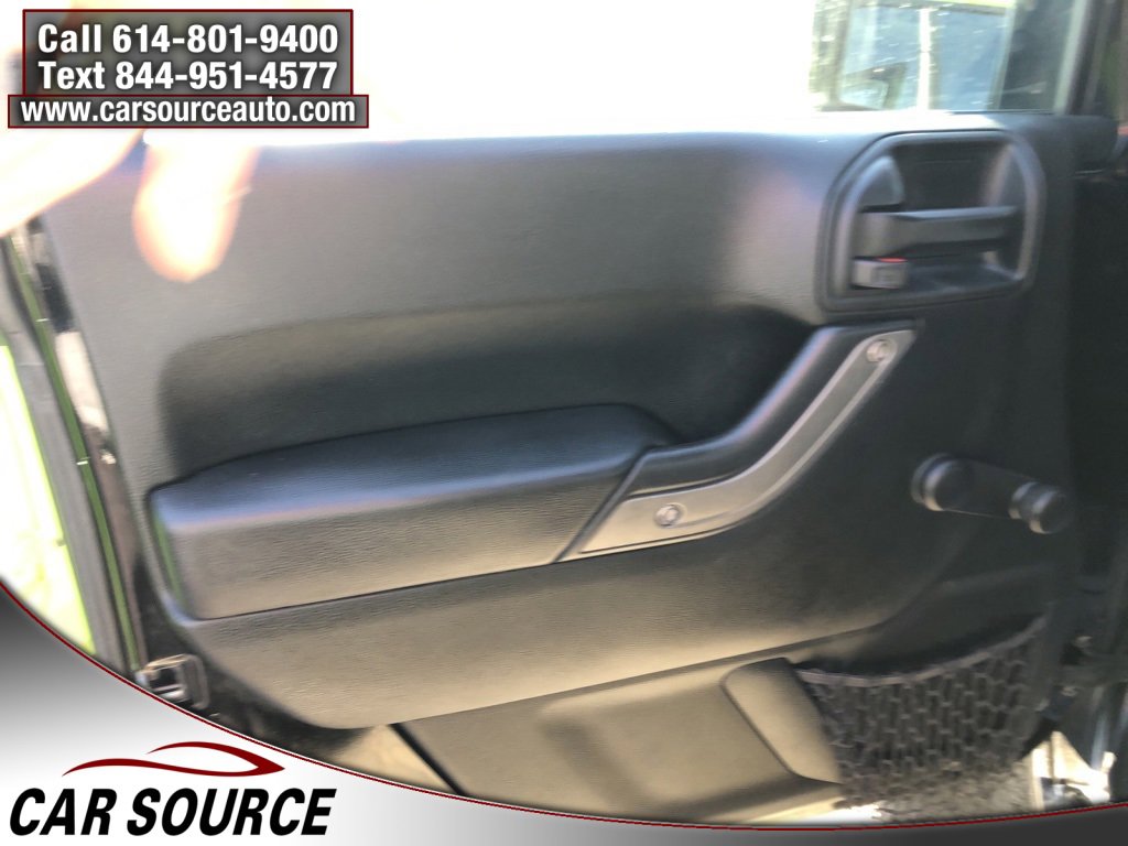 Used 2017 Jeep Wrangler Sport image 15