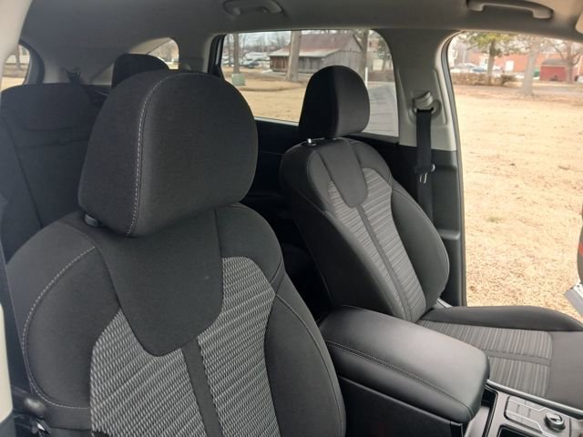 Certified 2023 Kia Sorento LX image 41