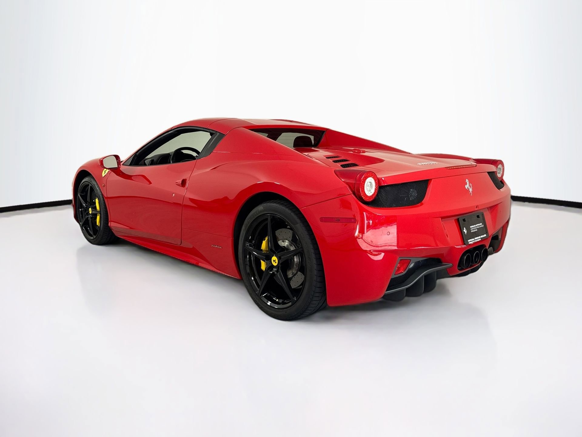 Certified 2015 Ferrari 458 Spider RWD image 5