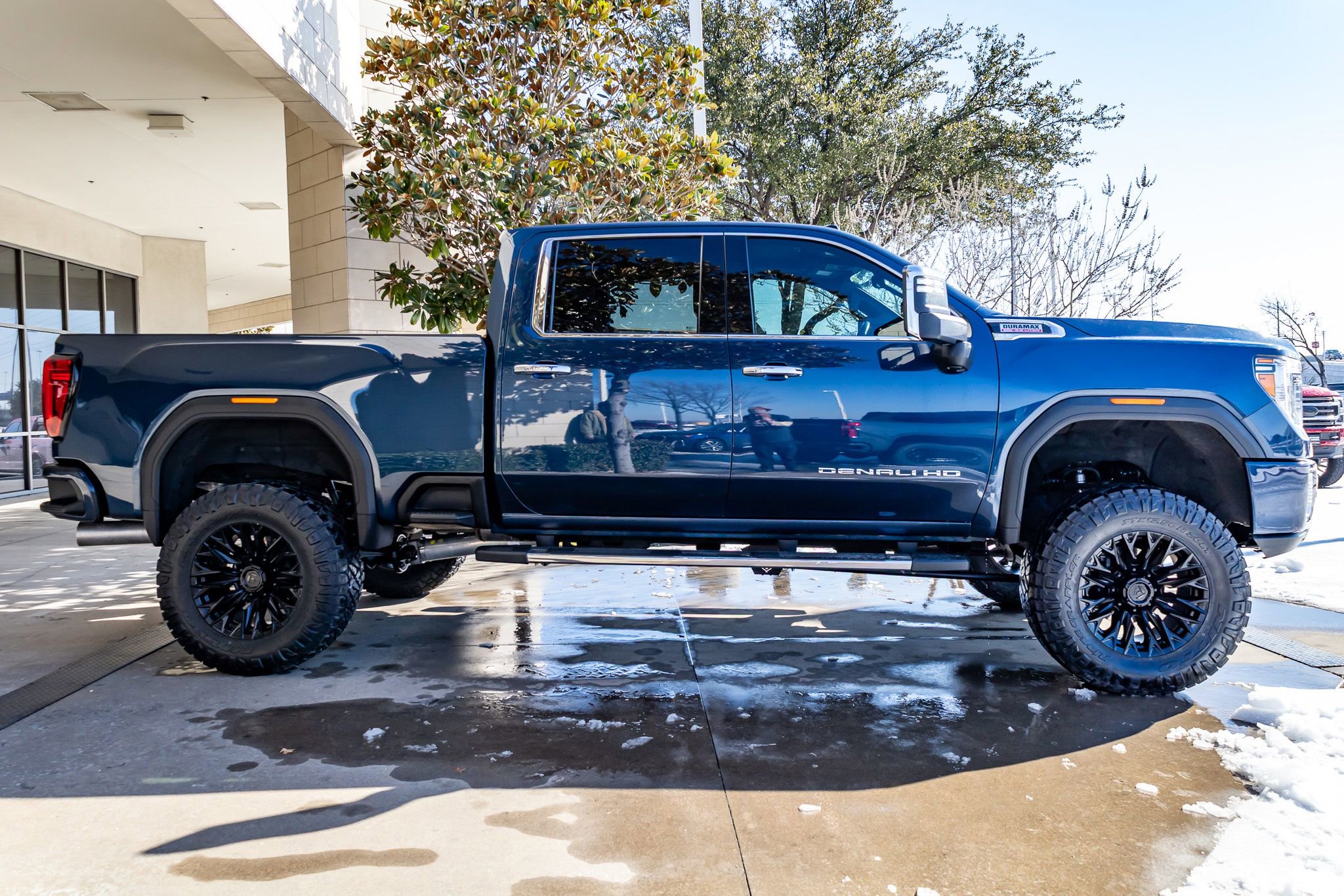 Used 2021 GMC Sierra 2500 Denali w/ Denali Ultimate Package image 12