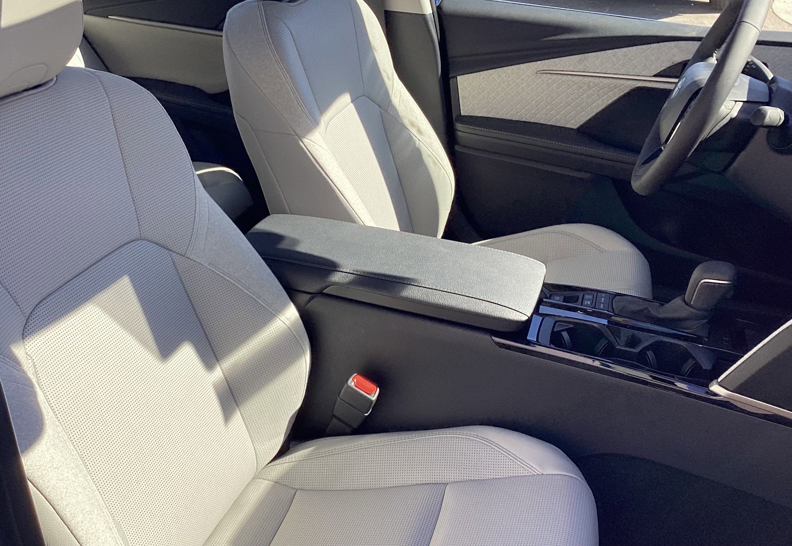 New 2026 Toyota Camry XLE w/ Premium Plus Package FWD image 27