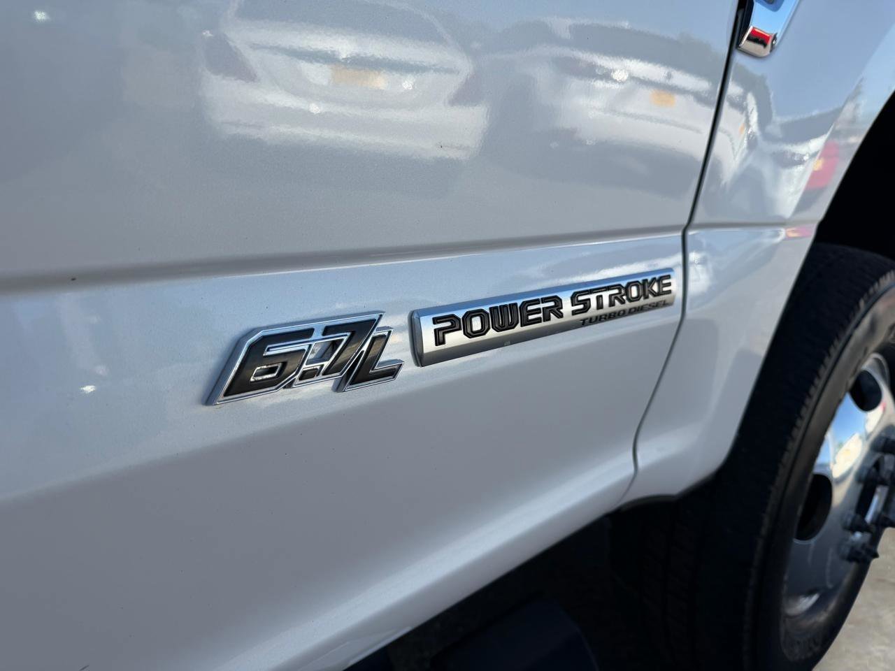 Used 2018 Ford F350 Lariat w/ Lariat Ultimate Package image 38