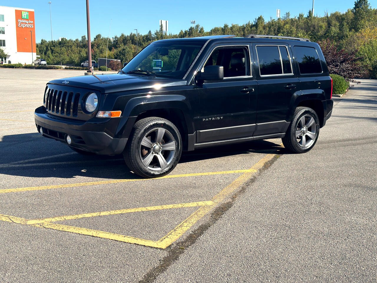 Used 2015 Jeep Patriot High Altitude image 9