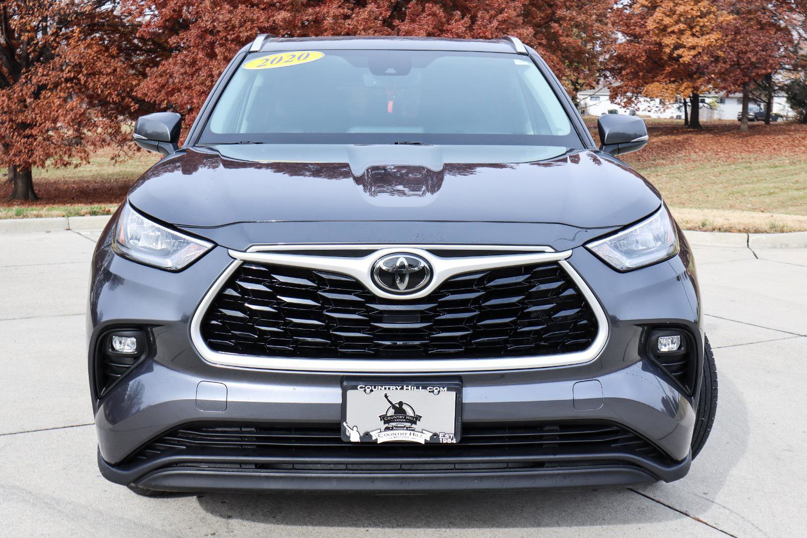 Used 2020 Toyota Highlander XLE image 22
