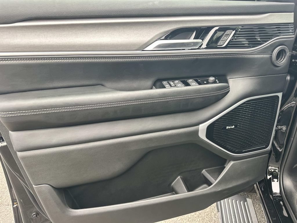 New 2026 Jeep Grand Wagoneer Limited AWD/4WD image 22