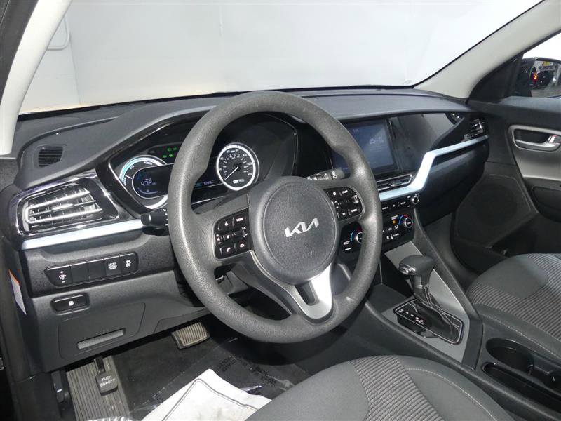 Used 2022 Kia Niro LX FWD image 22