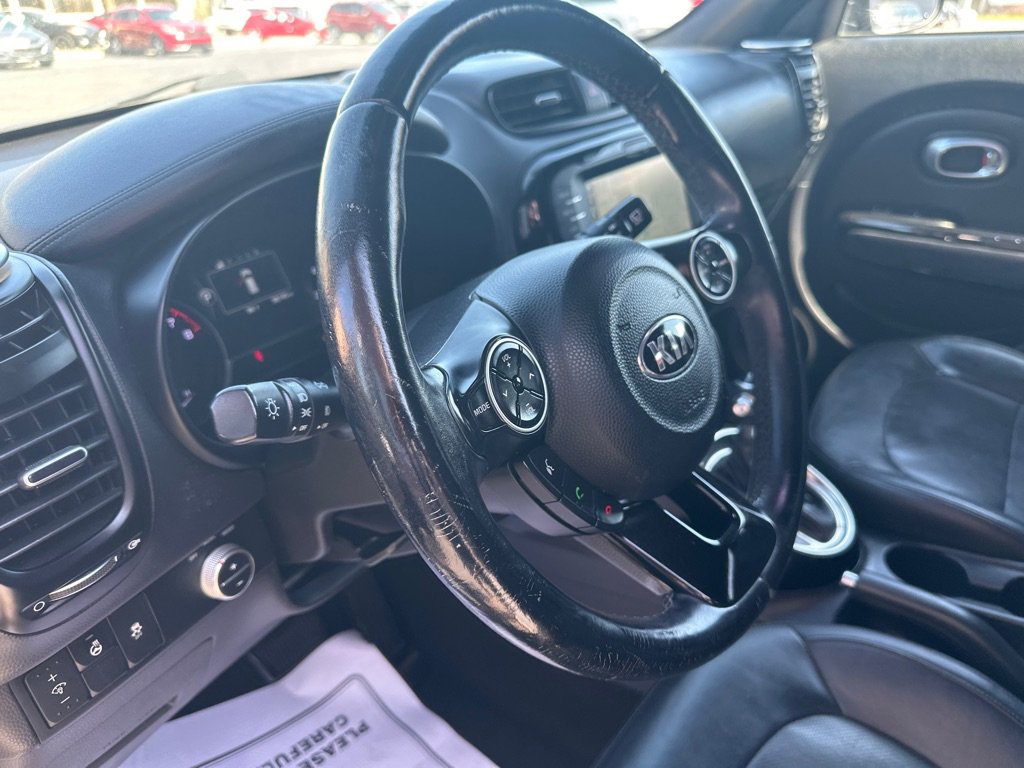 Used 2015 Kia Soul ! w/ Sun & Sound Package image 26