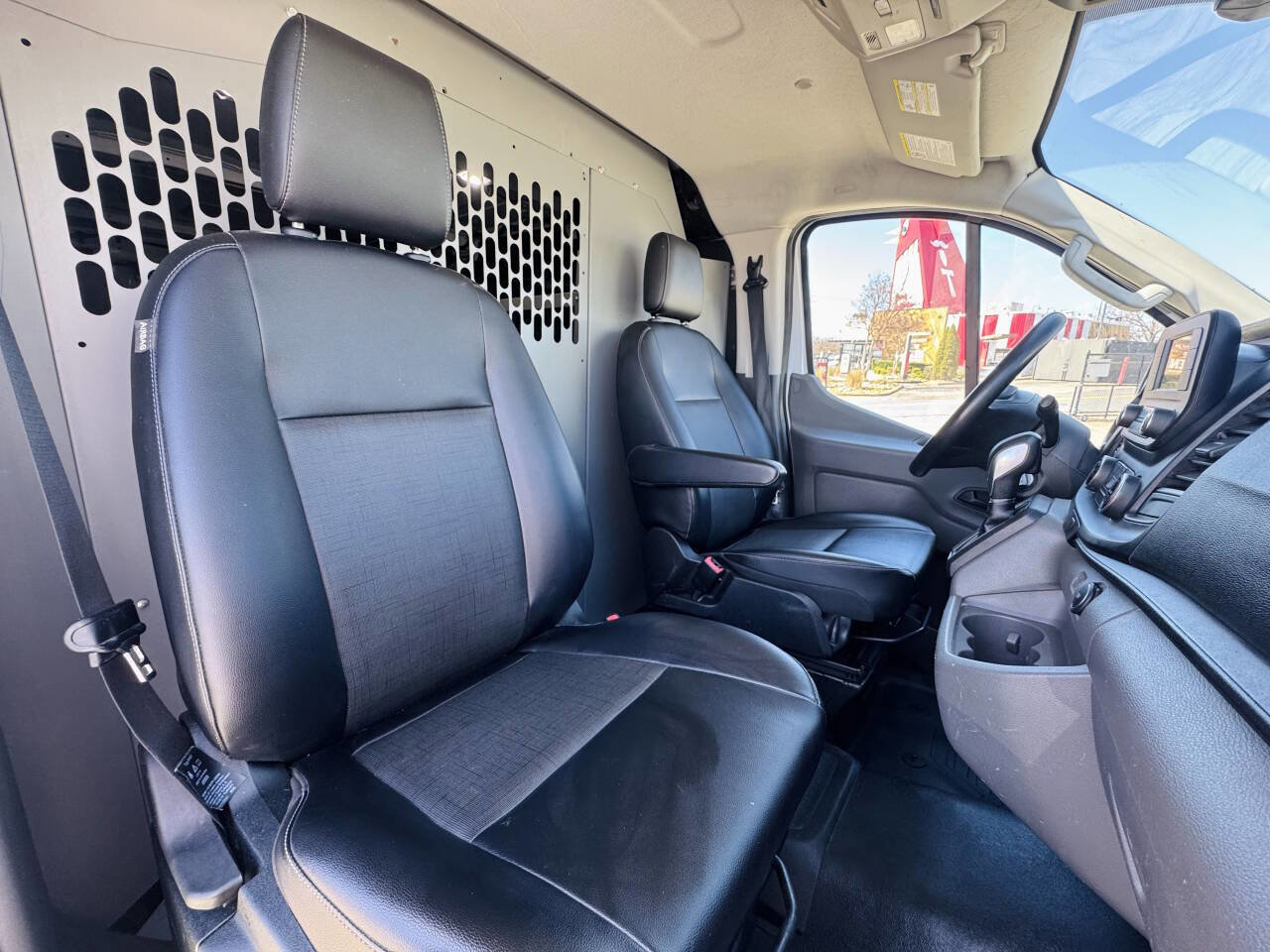 Used 2022 Ford Transit 150 350 3dr SWB Medium Roof Cargo image 11