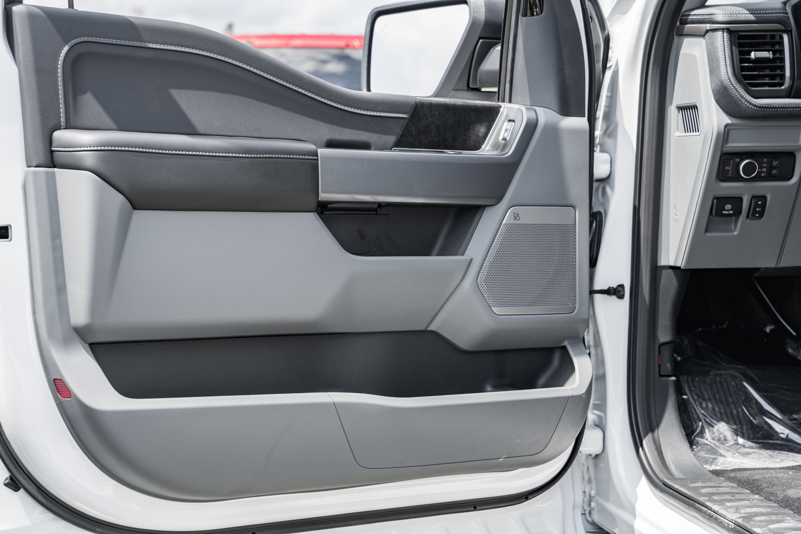 New 2025 Ford F150 Lightning Flash image 41