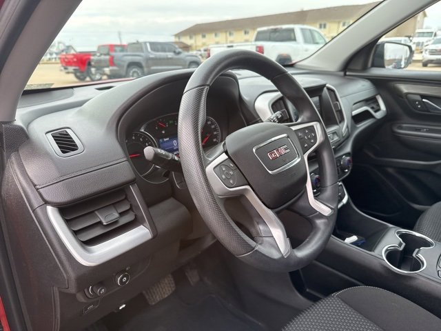Used 2023 GMC Terrain SLE w/ Driver Convenience Package image 15