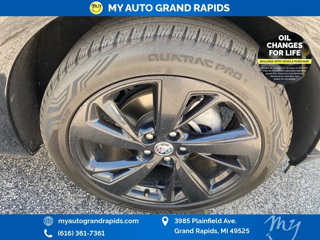Used 2023 Buick Envision Essence w/ Sport Touring Package AWD/4WD image 32