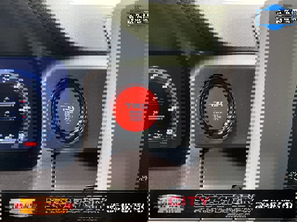 Used 2025 Toyota Tacoma TRD Off-Road image 17