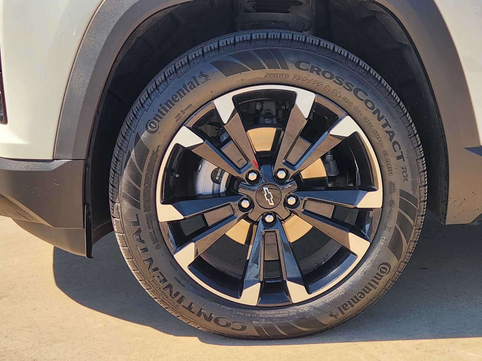Certified 2025 Chevrolet Equinox RS w/ Safety and Technology Package AWD/4WD image 15