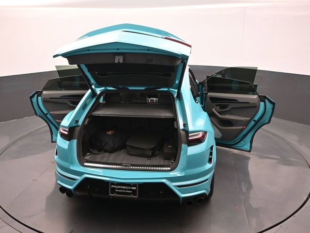 Used 2025 Lamborghini Urus SE AWD/4WD image 28