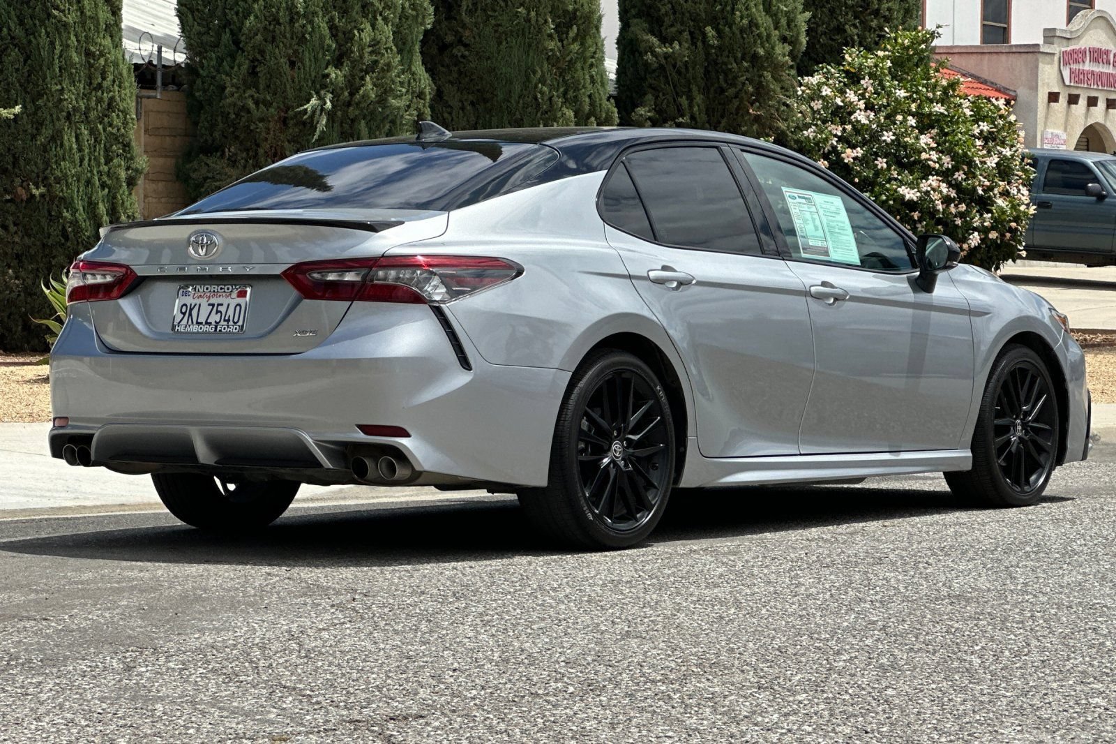 Used 2024 Toyota Camry XSE FWD image 4
