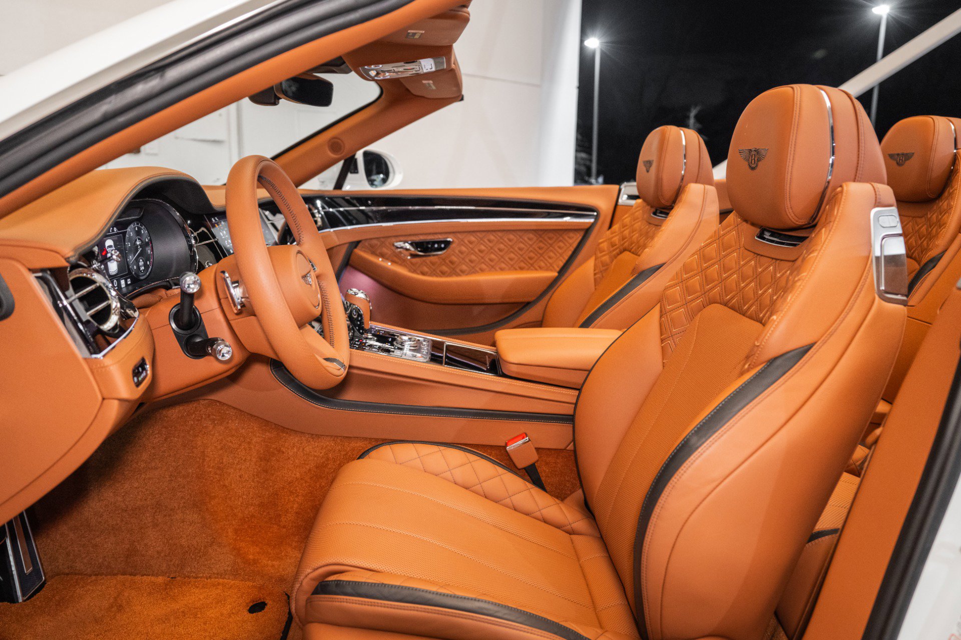 Used 2023 Bentley Continental GT Speed image 16