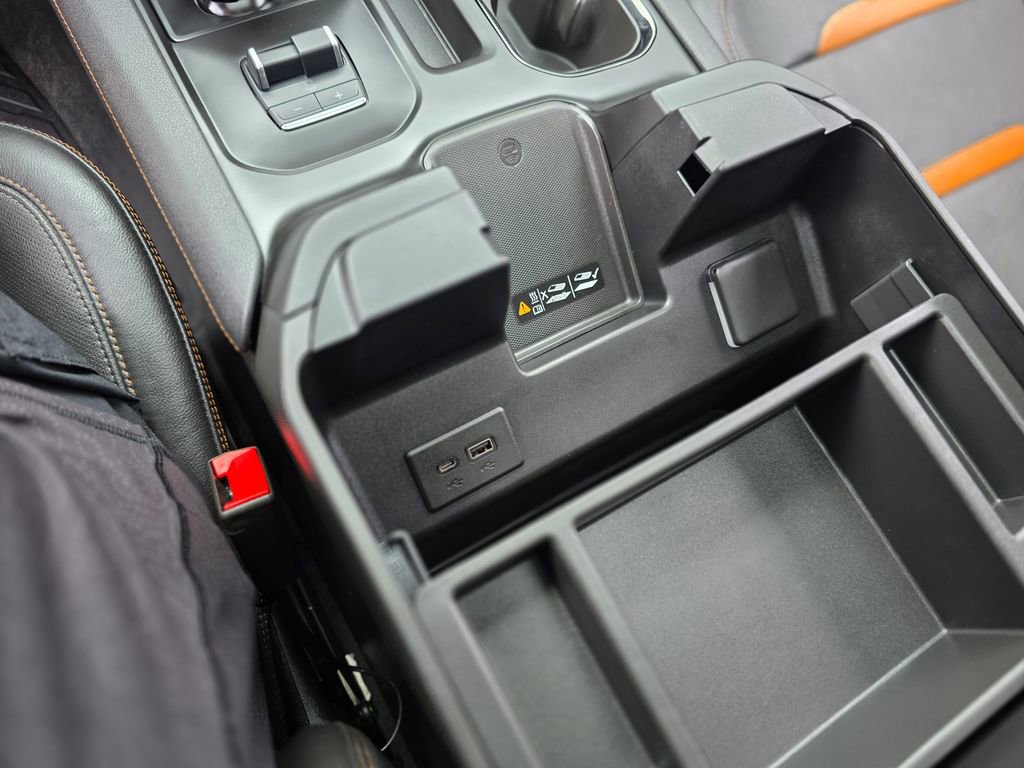 Used 2022 GMC Sierra 1500 AT4 w/ AT4 Premium Package image 35