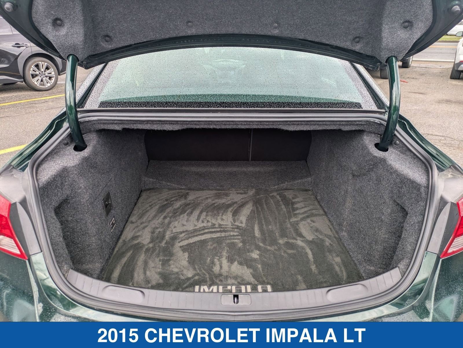 Used 2015 Chevrolet Impala LT w/ Convenience Package image 33