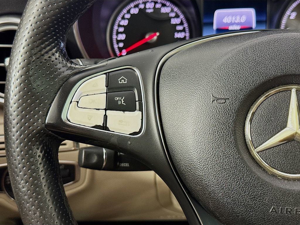 Used 2015 Mercedes-Benz C 300 Sedan image 25