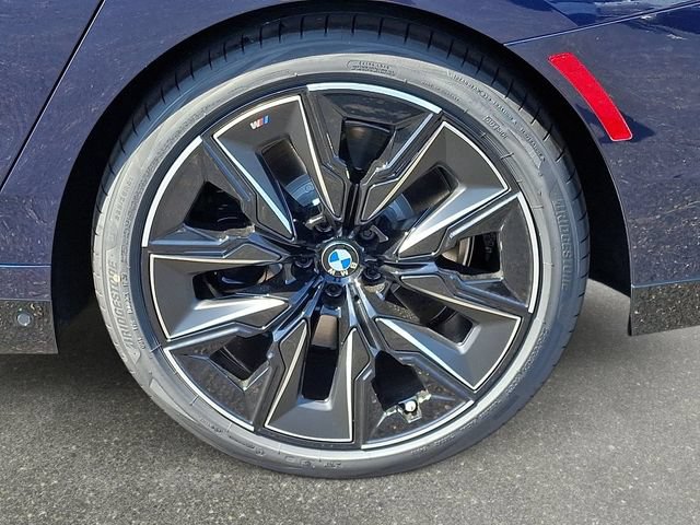 New 2026 BMW 740i xDrive w/ Executive Package AWD/4WD image 8