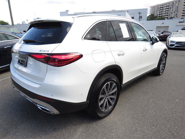Used 2026 Mercedes-Benz GLC 300 4MATIC image 4