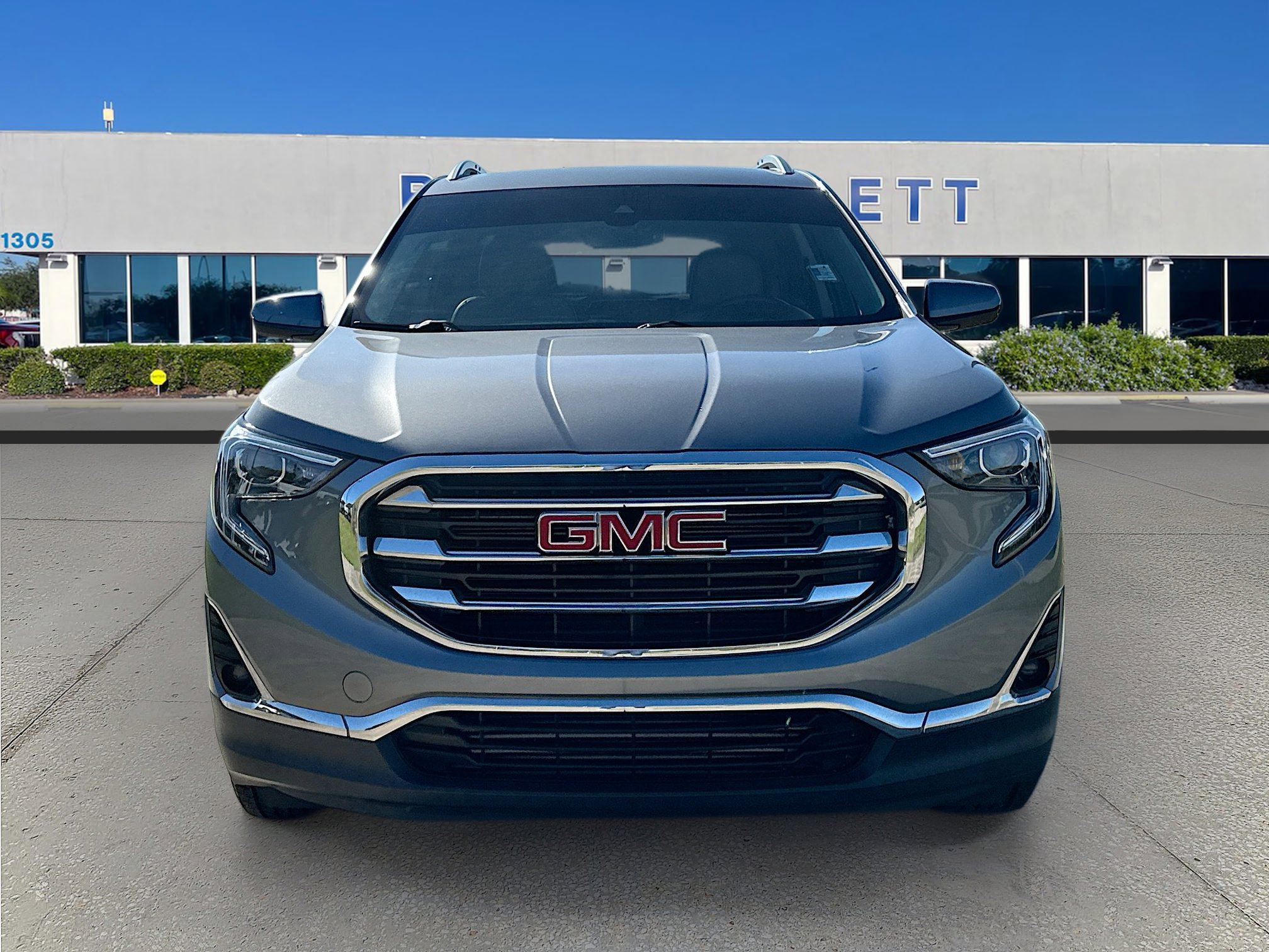 Used 2020 GMC Terrain SLT w/ Preferred Package image 2