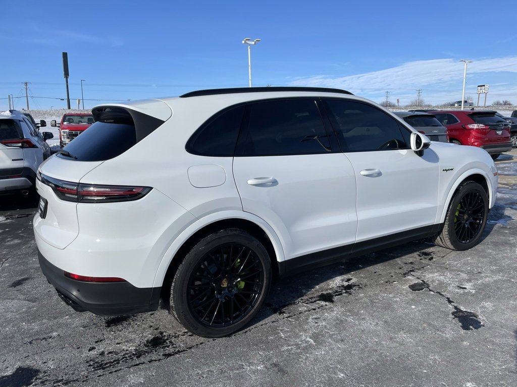 Used 2021 Porsche Cayenne Base image 4