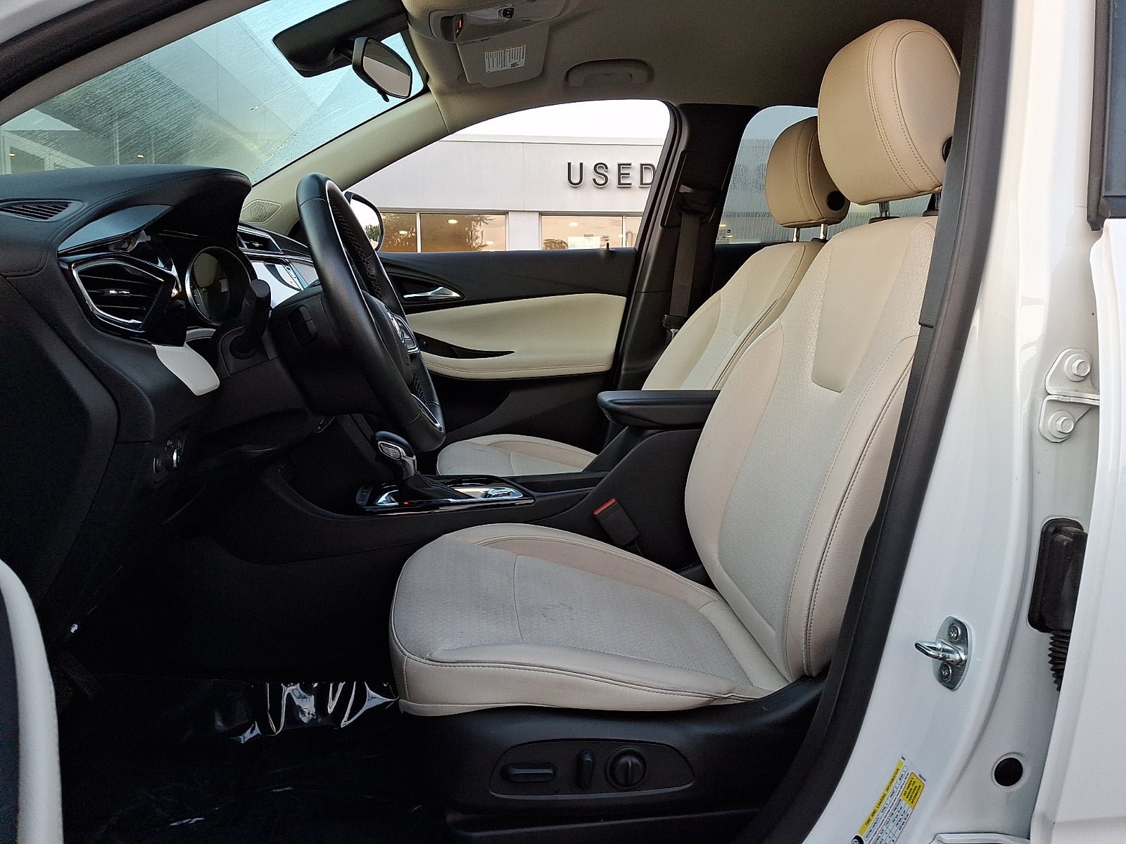 Certified 2023 Buick Encore GX Select w/ Safety Package II FWD image 13
