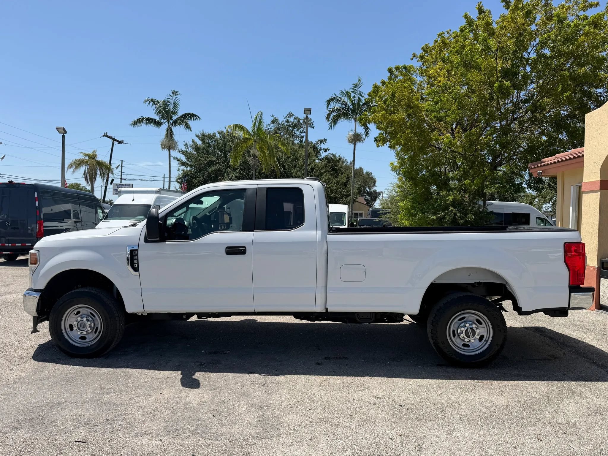 Used 2021 Ford F250 XL w/ Power Equipment Group AWD/4WD image 2
