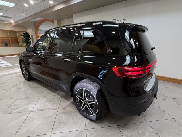 Used 2024 Mercedes-Benz EQB 250+ image 3