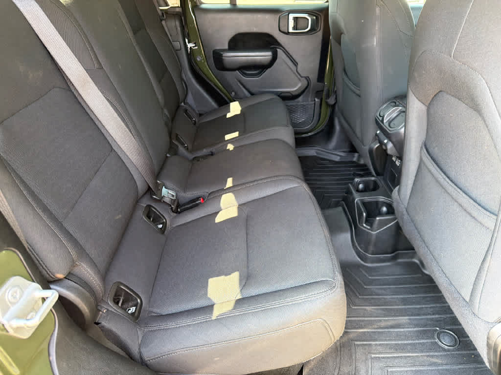 Used 2022 Jeep Gladiator Sport AWD/4WD image 17