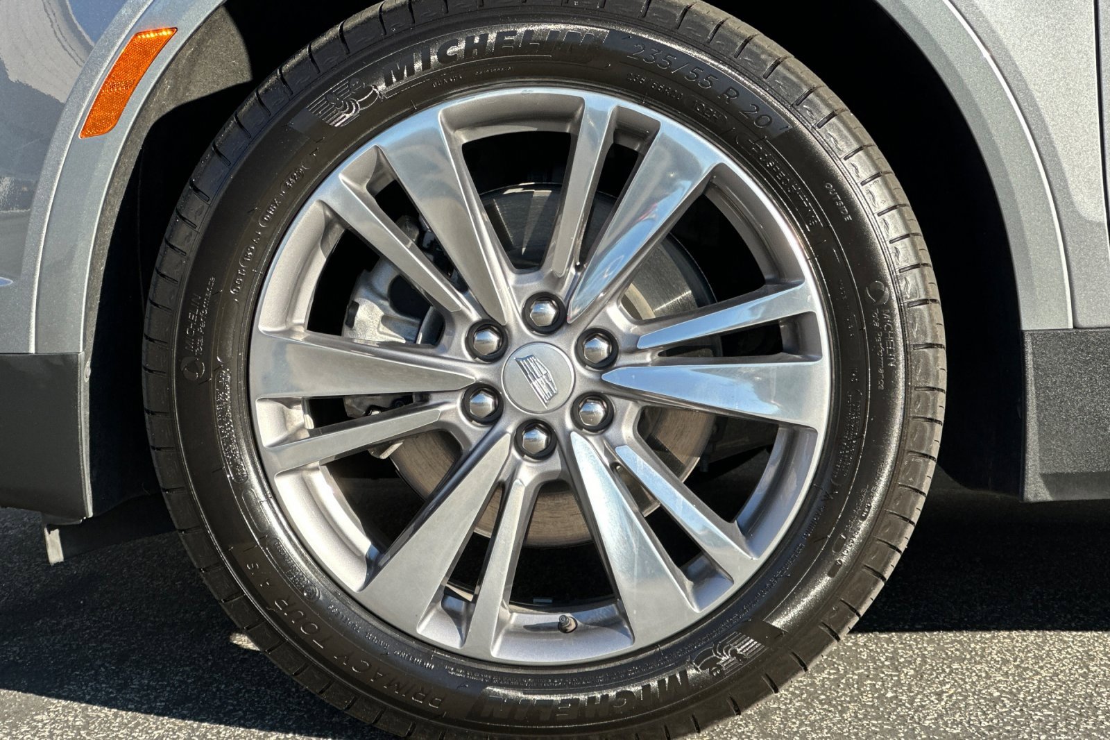 Used 2025 Cadillac XT5 Premium Luxury image 38