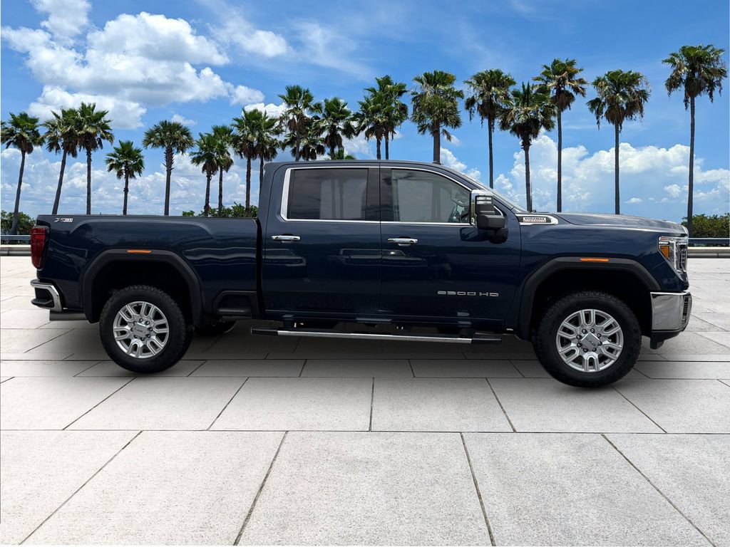 Used 2023 GMC Sierra 2500 SLT AWD/4WD image 2