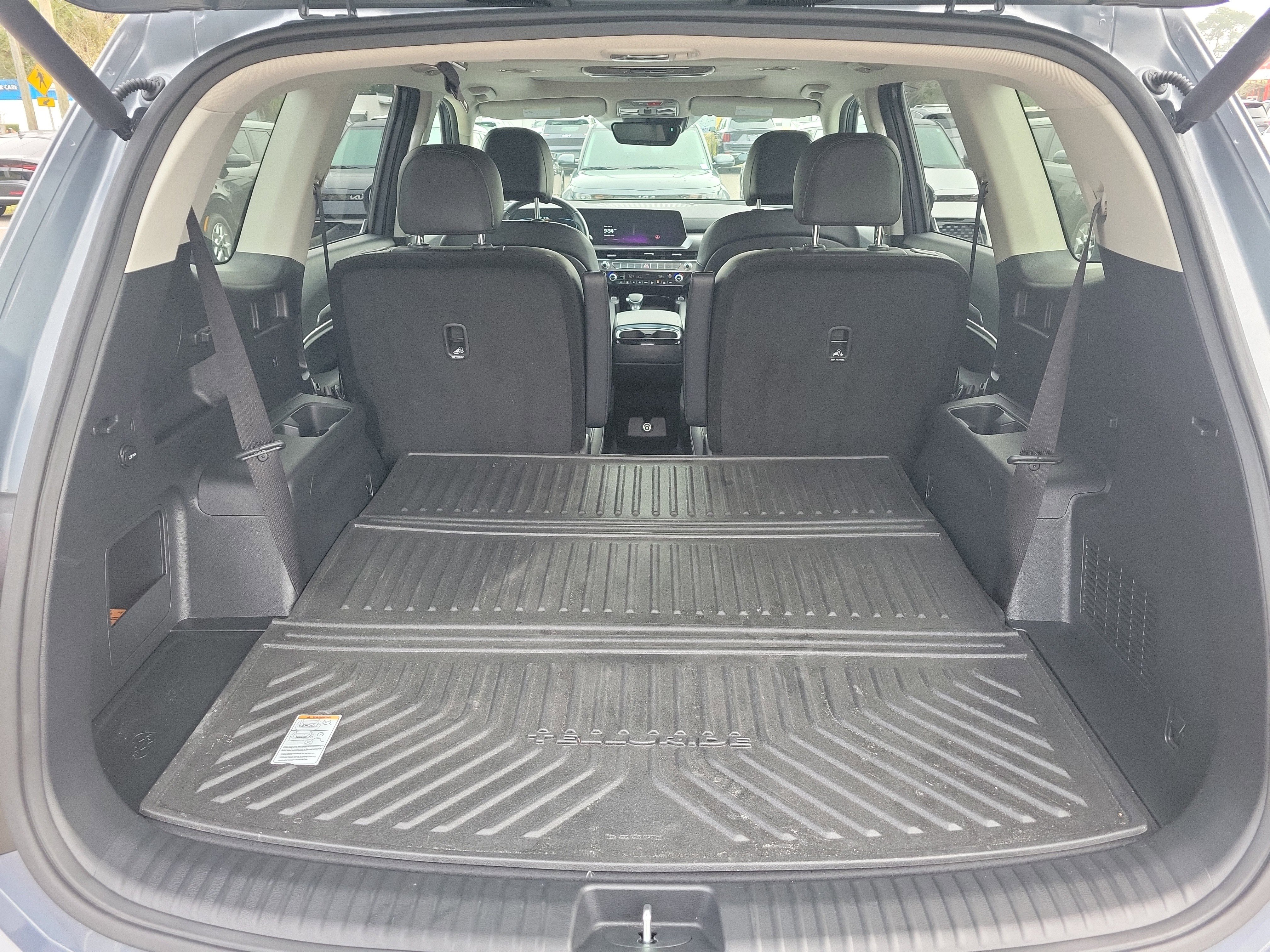 Certified 2025 Kia Telluride S image 13