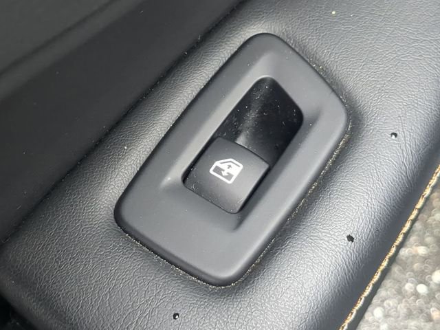 Used 2020 Jeep Compass Sport image 31