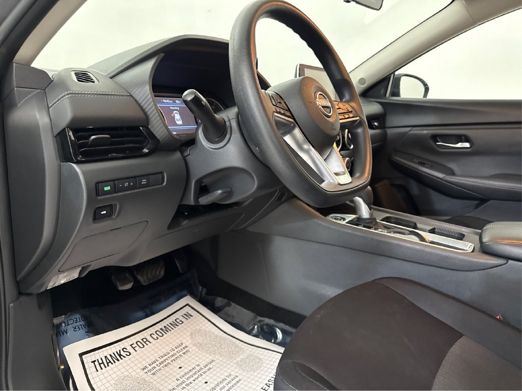 Used 2025 Nissan Sentra SV FWD image 29