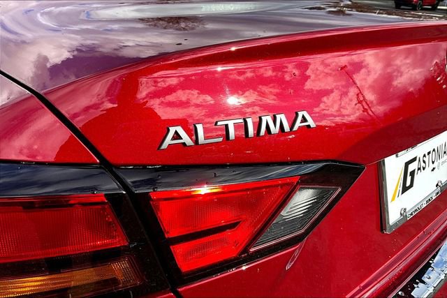 Used 2023 Nissan Altima 2.5 SV w/ SV Premium Package image 23