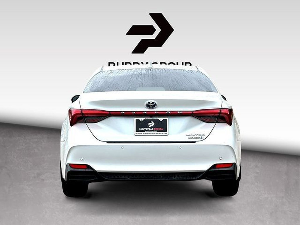 Used 2022 Toyota Avalon Limited w/ Advanced Safety Package FWD image 7