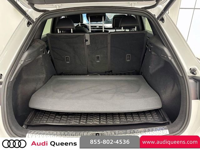 Used 2023 Audi Q3 2.0T Premium w/ Convenience Package AWD/4WD image 10