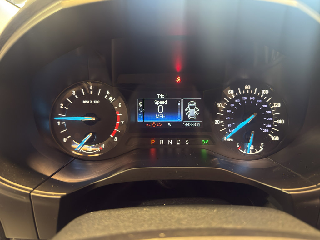 Used 2016 Ford Edge SE image 16