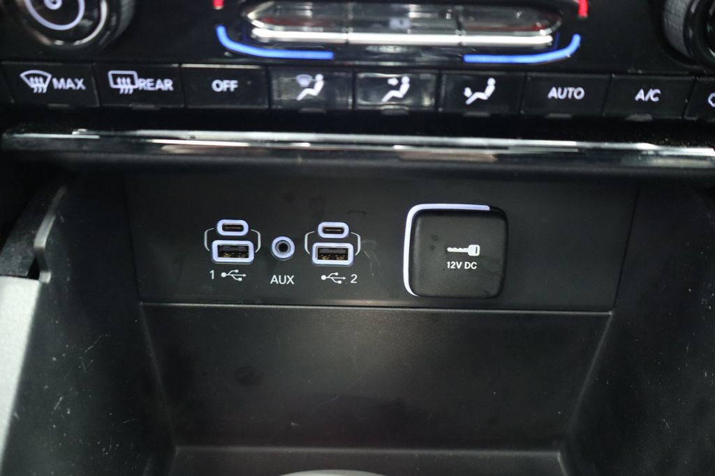 Used 2024 Jeep Grand Cherokee Limited w/ Black Appearance Package AWD/4WD image 42