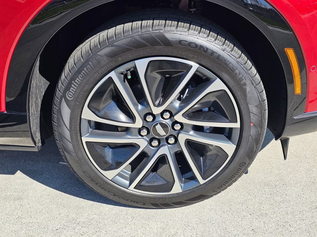 New 2026 Cadillac Optiq Sport 1 AWD/4WD image 9