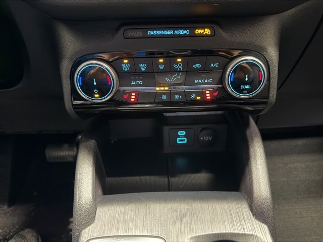 Used 2022 Ford Escape SEL image 31