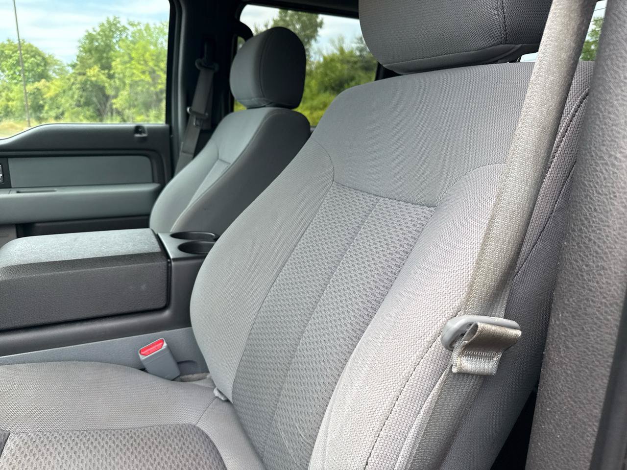 Used 2013 Ford F150 XLT w/ Luxury Equipment Group AWD/4WD image 16
