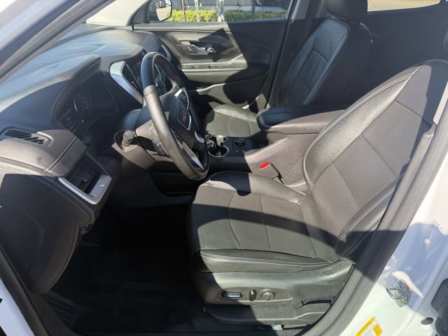 Used 2024 GMC Terrain SLT image 20