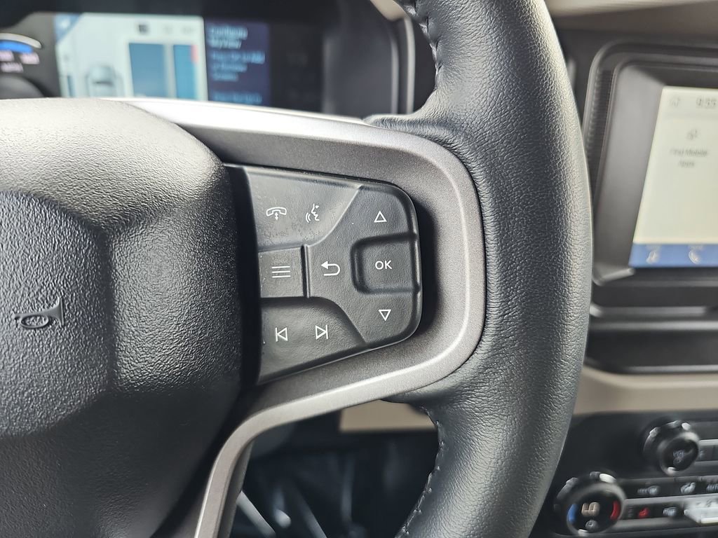 Used 2023 Ford Bronco Wildtrak image 23