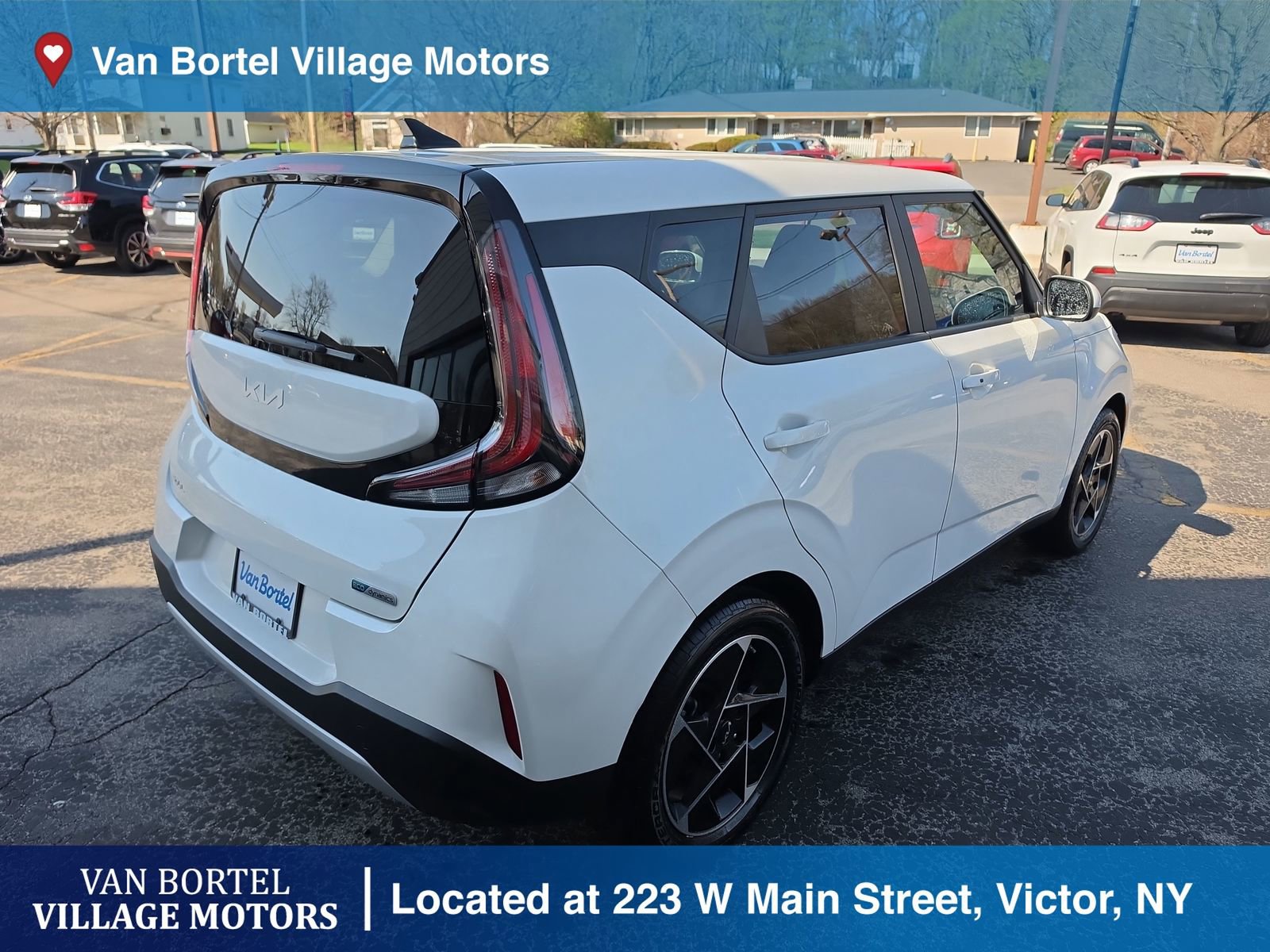 Used 2025 Kia Soul EX FWD image 5